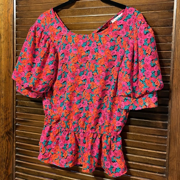 Miami Kendra Puff Sleeve Floral Blouse - Picture 3 of 5
